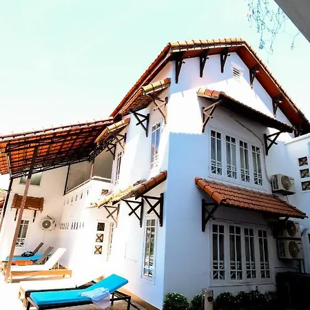 Golden Star Villa Hue Exterior photo